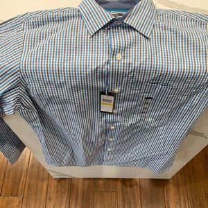 Van Heusen button up shirt. New